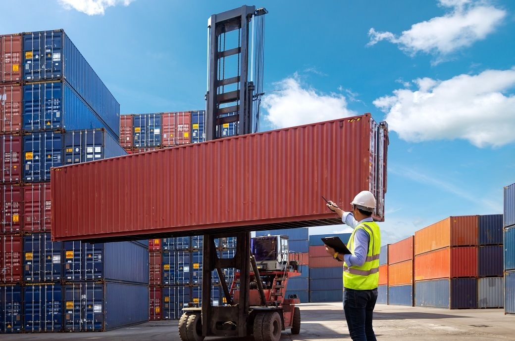 Drewry WCI falls for 3rd week on weak US-bound cargo demand