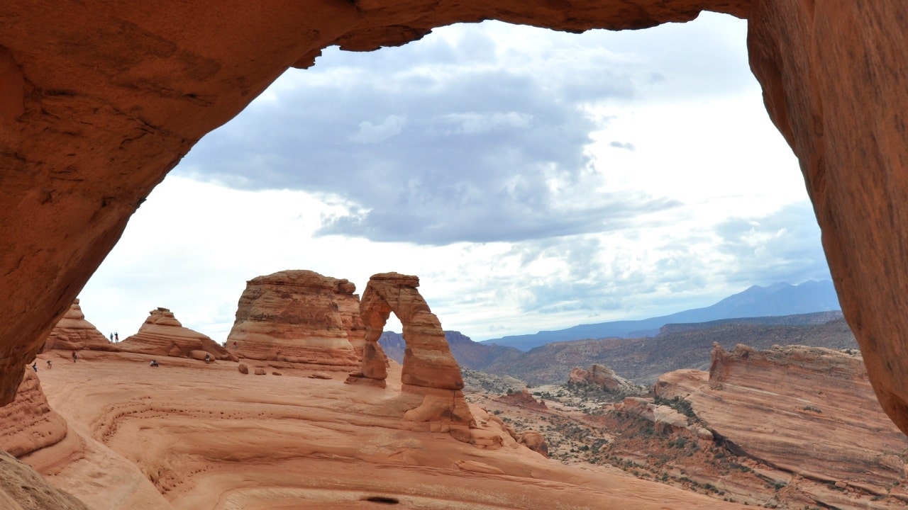 Cutting the 'green tape': Conservation group offers top 10 ways for Dept of Interior to streamline