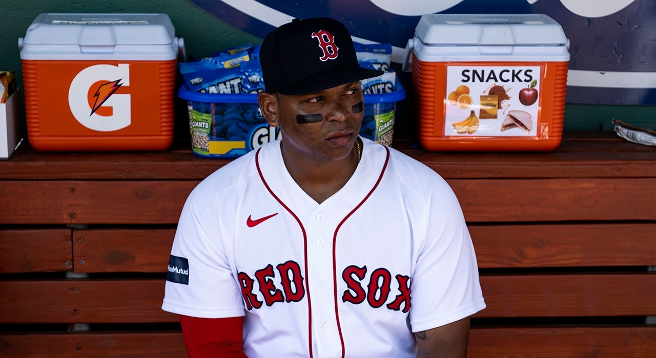 Red Sox exec says he believes team could win 'more games' without Rafael Devers