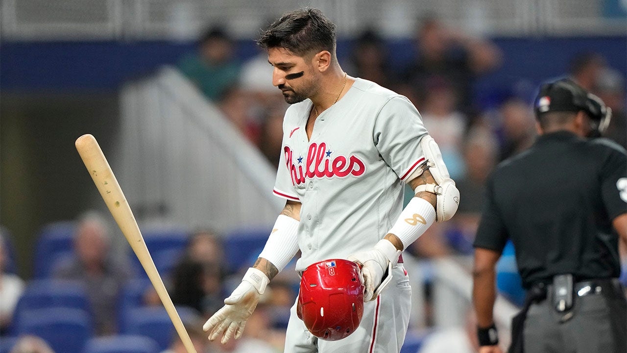 Phillies' Nick Castellanos relegated to the bench after 'inappropriate comment,' manager Rob Thomson says