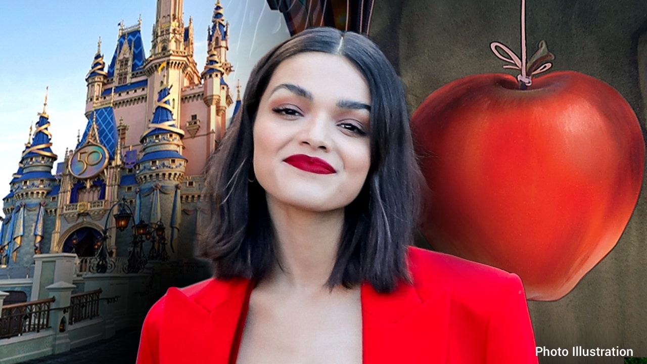 'Snow White' actor says he is 'disappointed in the world' over downgraded premiere of Snow White remake