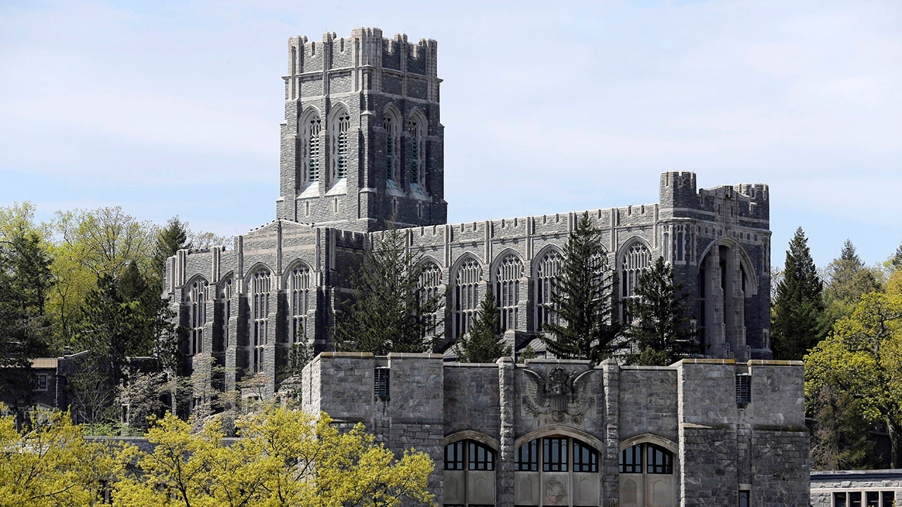 West Point decision to cut ‘duty, honor, country' from mission statement under fire again