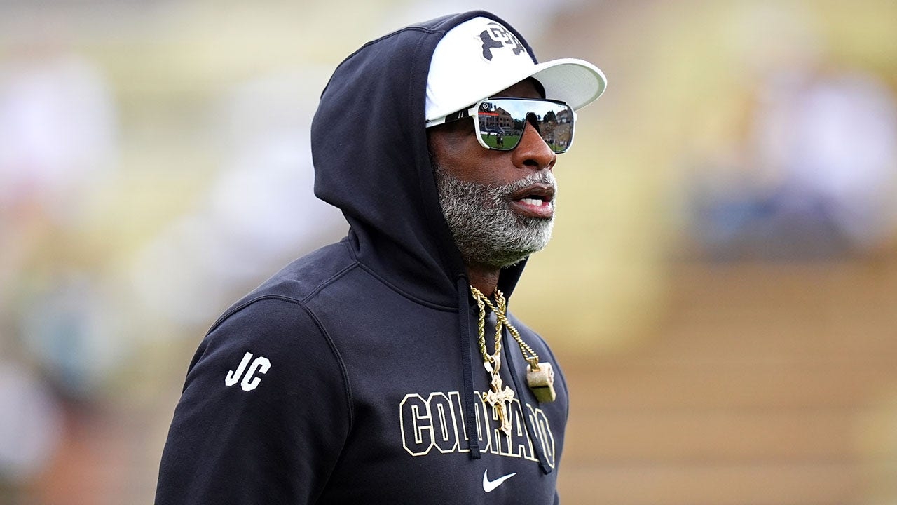 Deion Sanders sends reminder to Colorado players, staff amid holiday festivities