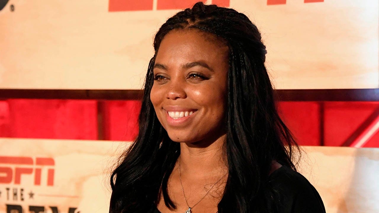 Jemele Hill returns to ESPN's 'Around the Horn' before show's cancellation, jokes about previous firing