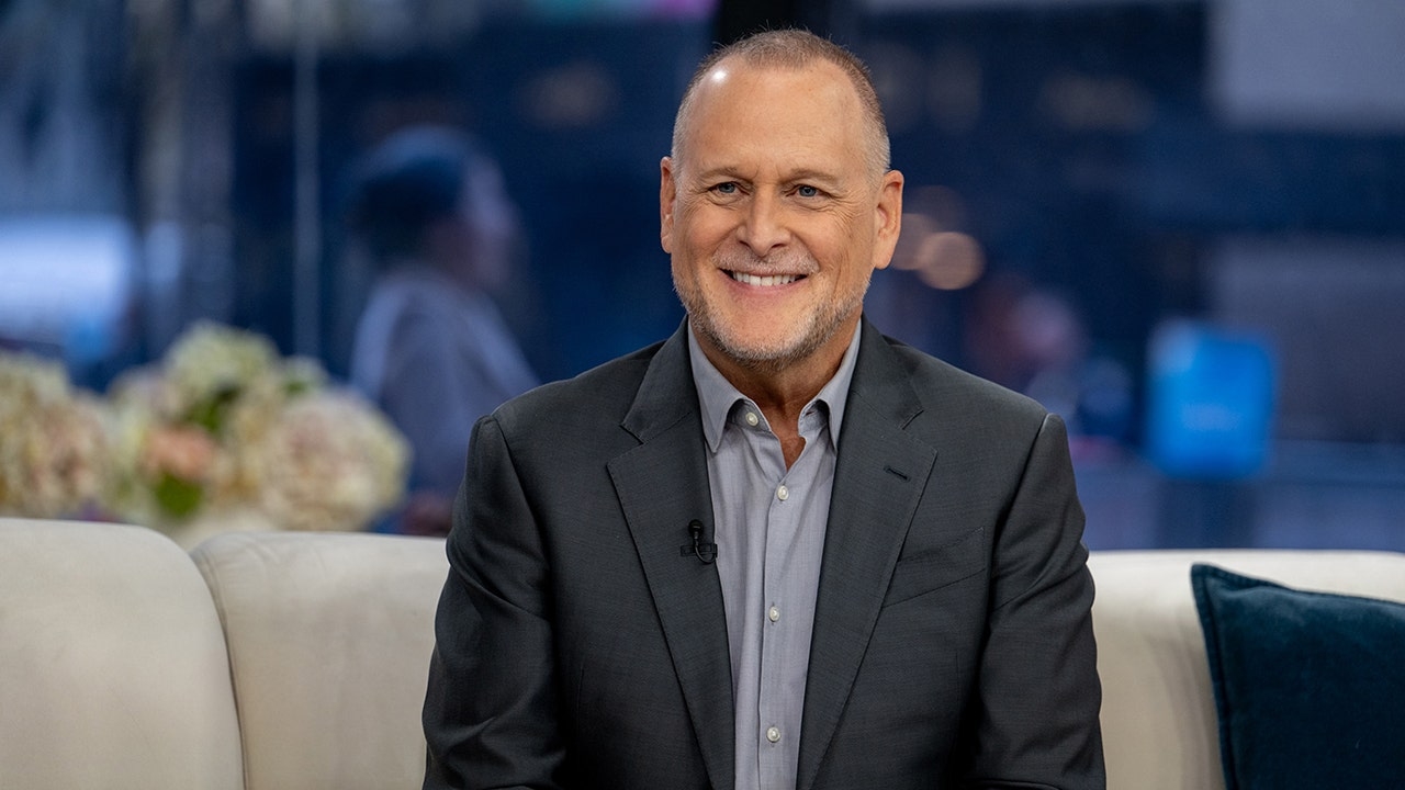 'Full House' star Dave Coulier confirms he's cancer-free