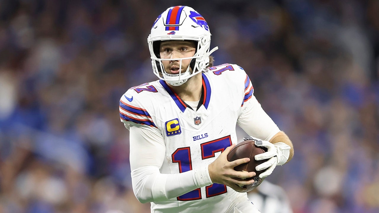 Bills' Josh Allen downplays MVP accolade, says winning a championship remains 'the only goal'