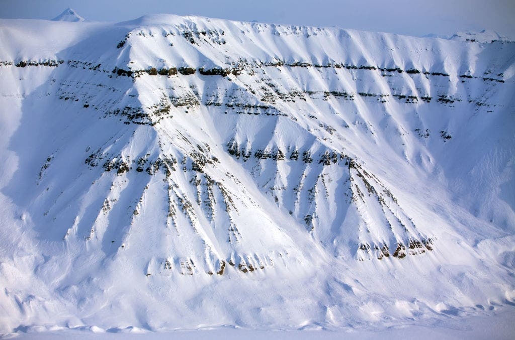 Norway raises security concerns over Manhattan-sized Arctic land sale as tensions rise