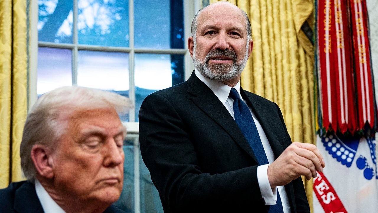 Trump Gold Card visa program to launch online within weeks, commerce secretary says