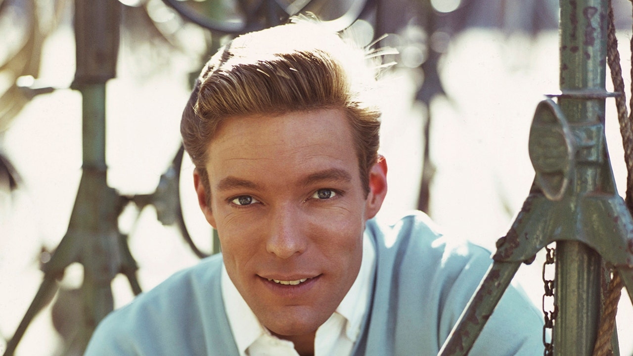 Richard Chamberlain, 'Shogun' star, dead at 90