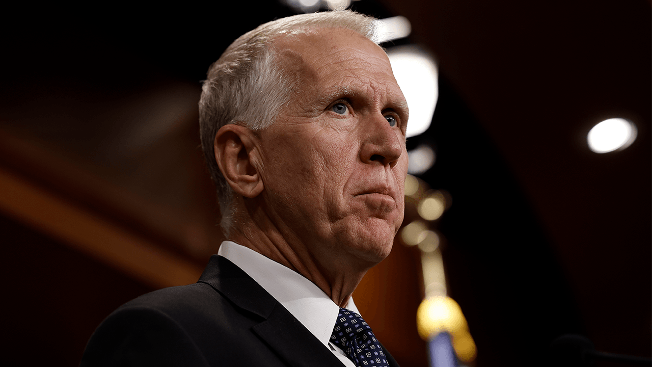 The Speaker's Lobby: 'Whose throat do I get to choke?'
