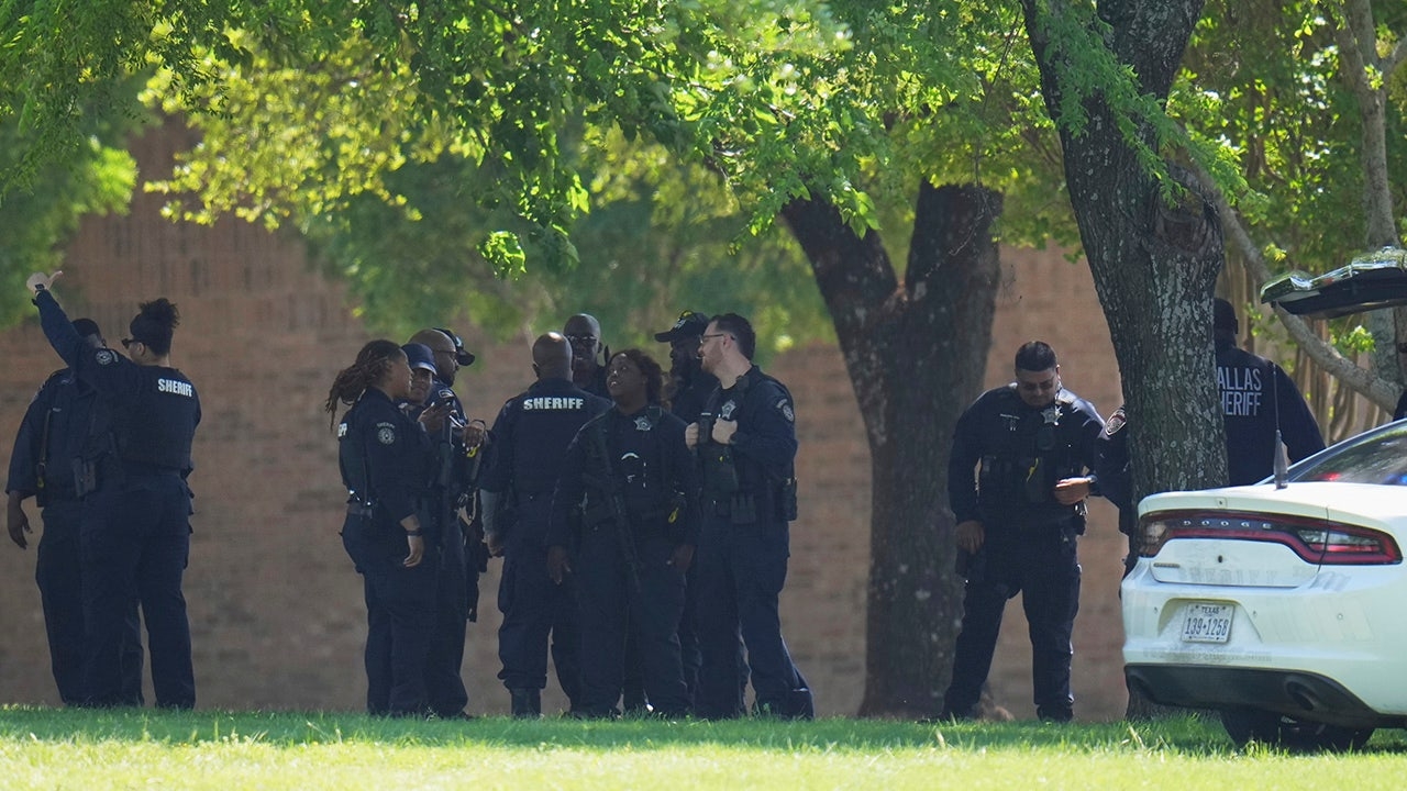At least 4 students injured in shooting at Wilmer-Hutchins High School in Dallas