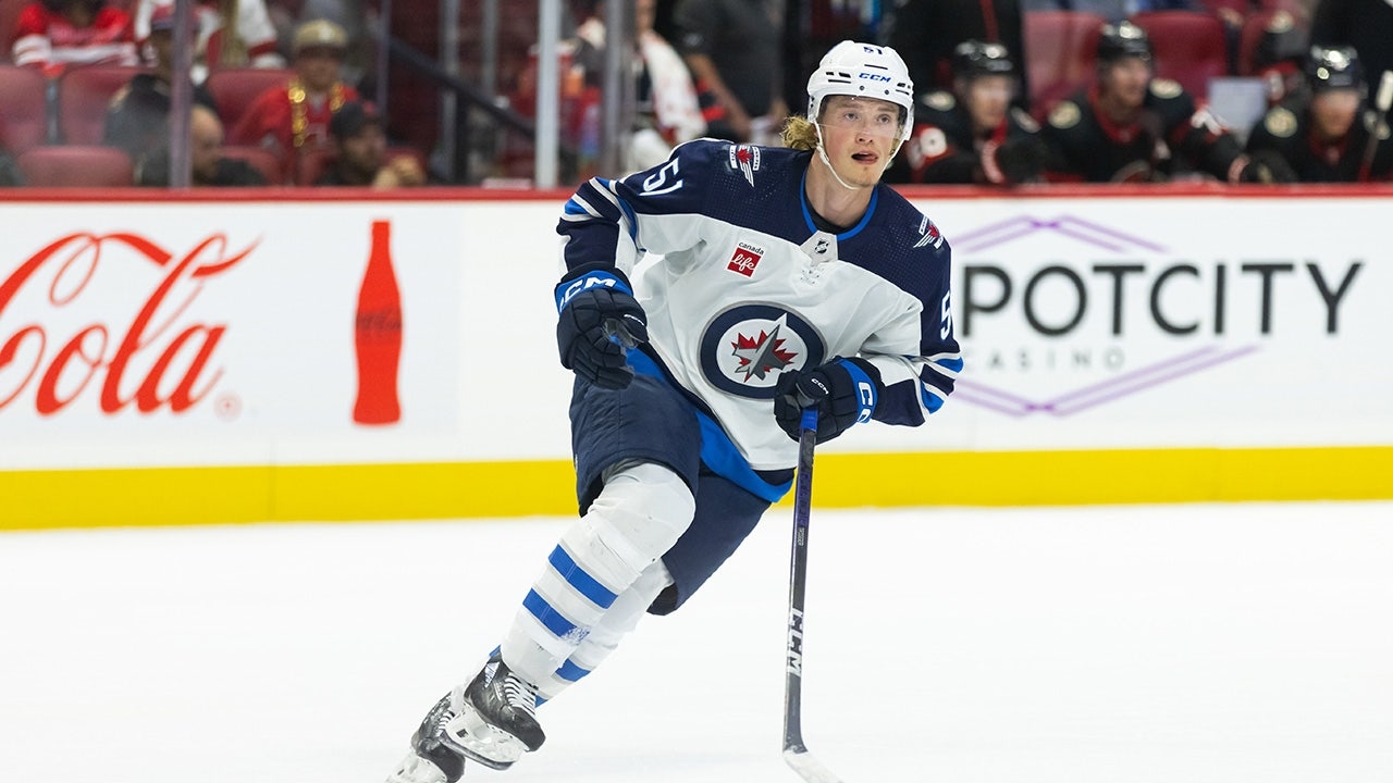 NHL first-round pick retires at age 21 due to tissue disorder diagnosis