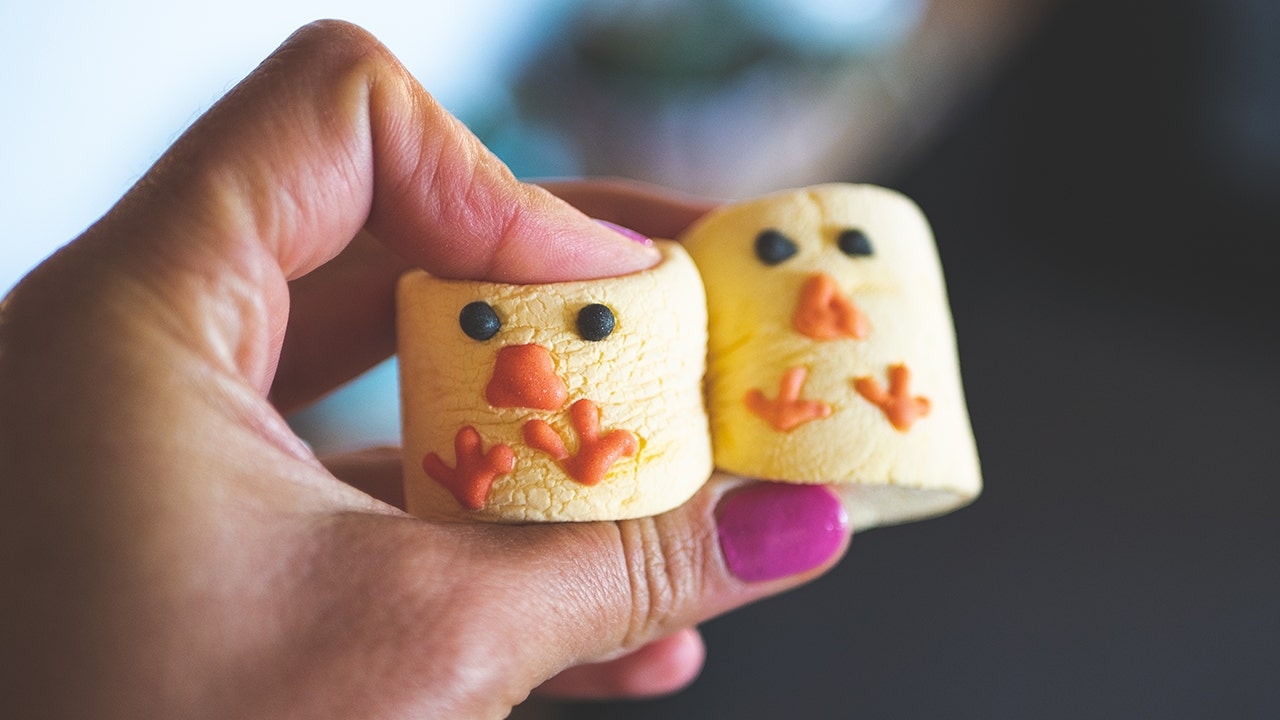 Easter food alternatives: Try coloring these 4 items instead of expensive eggs