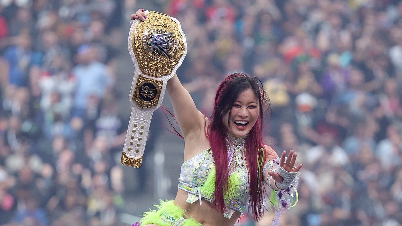 Iyo Sky, Rhea Ripley, Bianca Belair put on instant classic at WrestleMania 41