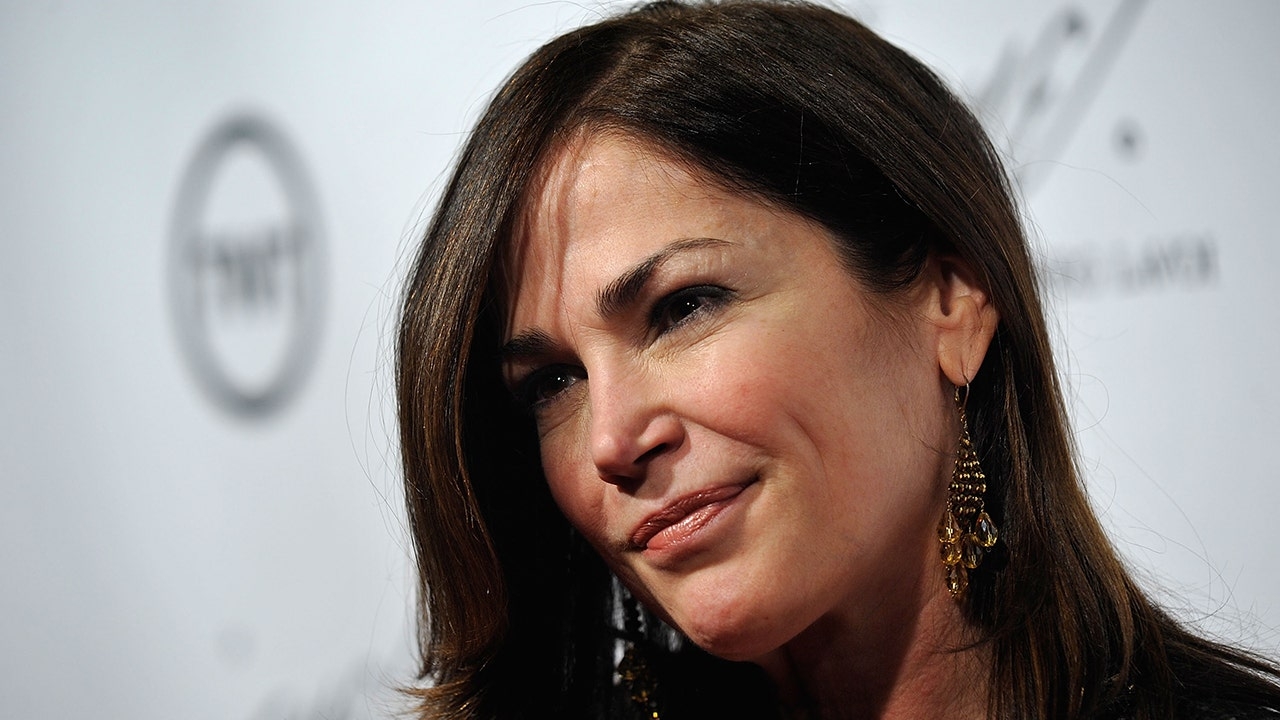 'NYPD Blue' actress Kim Delaney released from custody, felony assault charges dropped