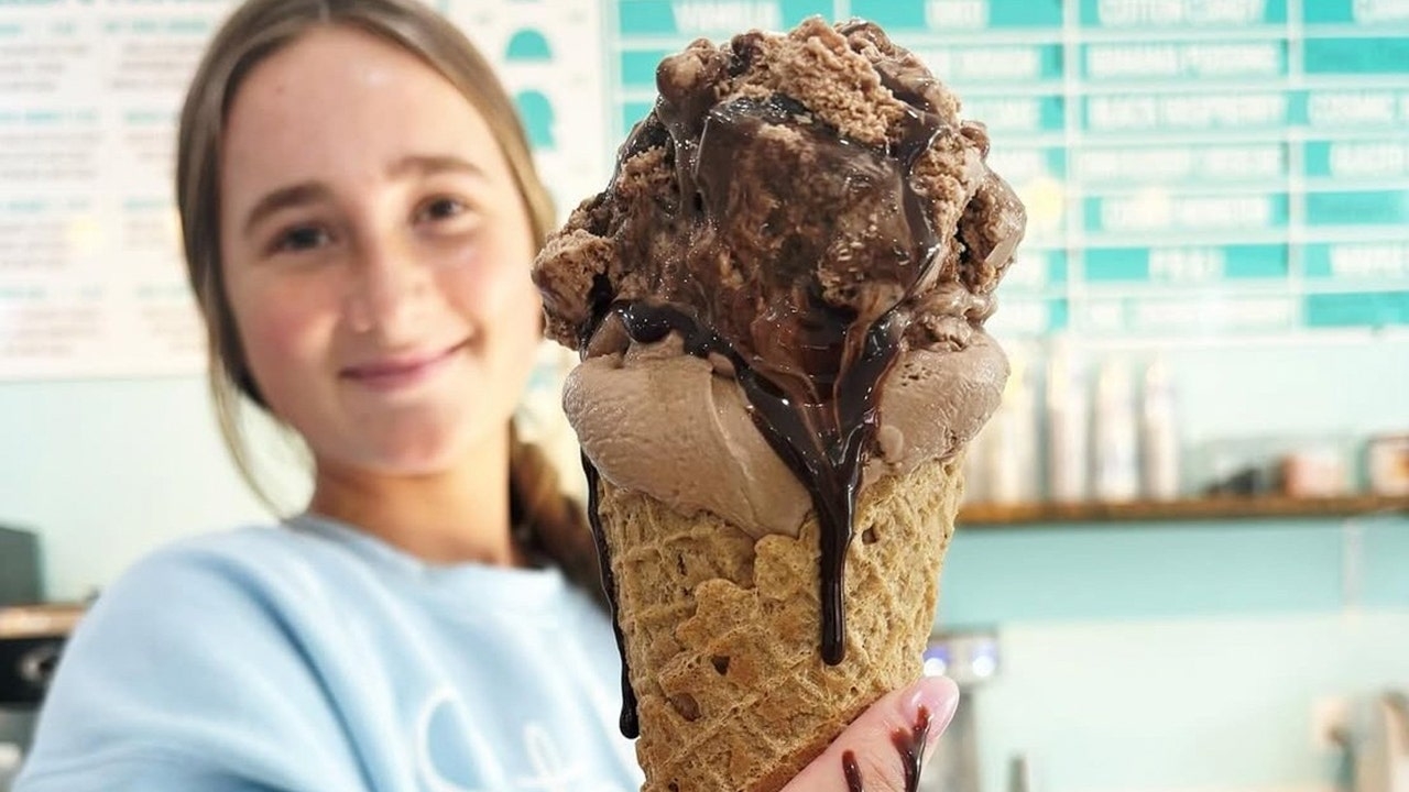Food dye ban prompts southern ice cream joint's radical menu change