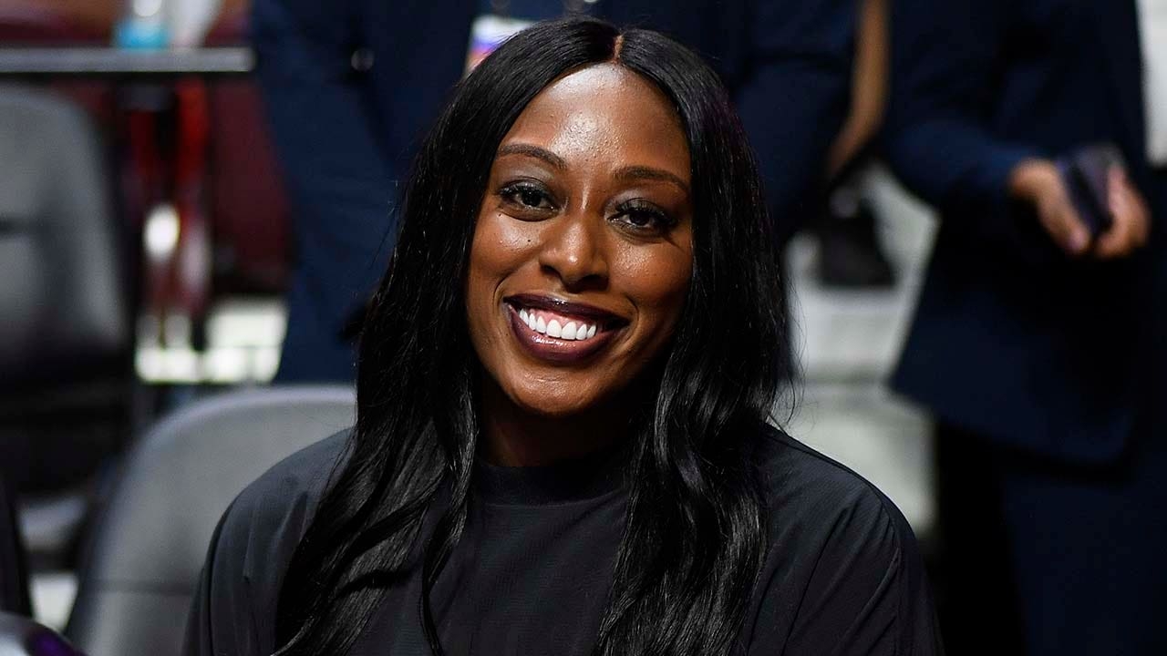 ESPN analyst apologizes for remarks on WNBA's probe into alleged racist comments from fans