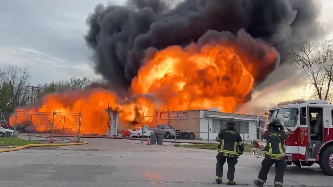 Critic of embattled Dolton, Illinois mayor sees business destroyed by ‘suspicious' fire: officials