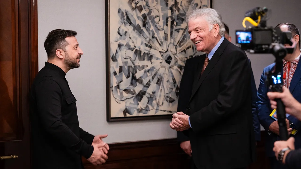 Franklin Graham meets with Zelenskyy in Berlin, offers prayer as Russia-Ukraine war escalates