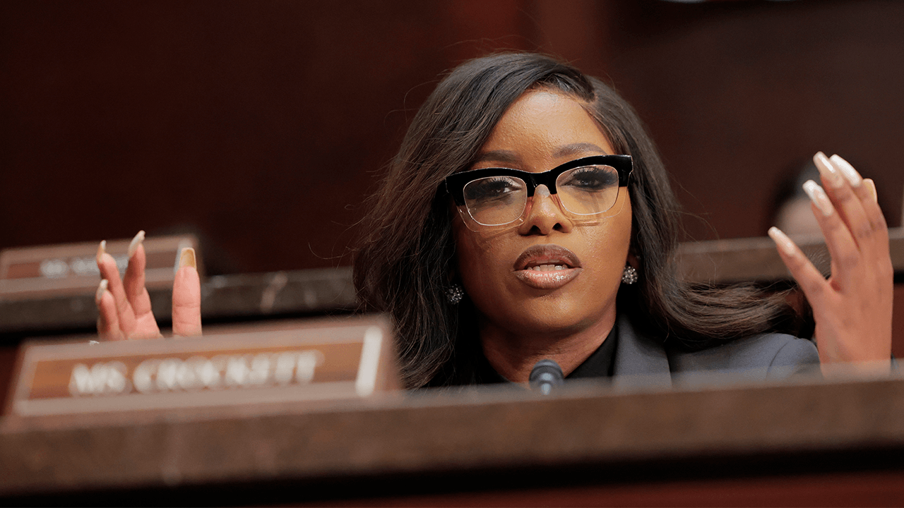 Jasmine Crockett agrees during town hall that 'Republicans want poor people to die'