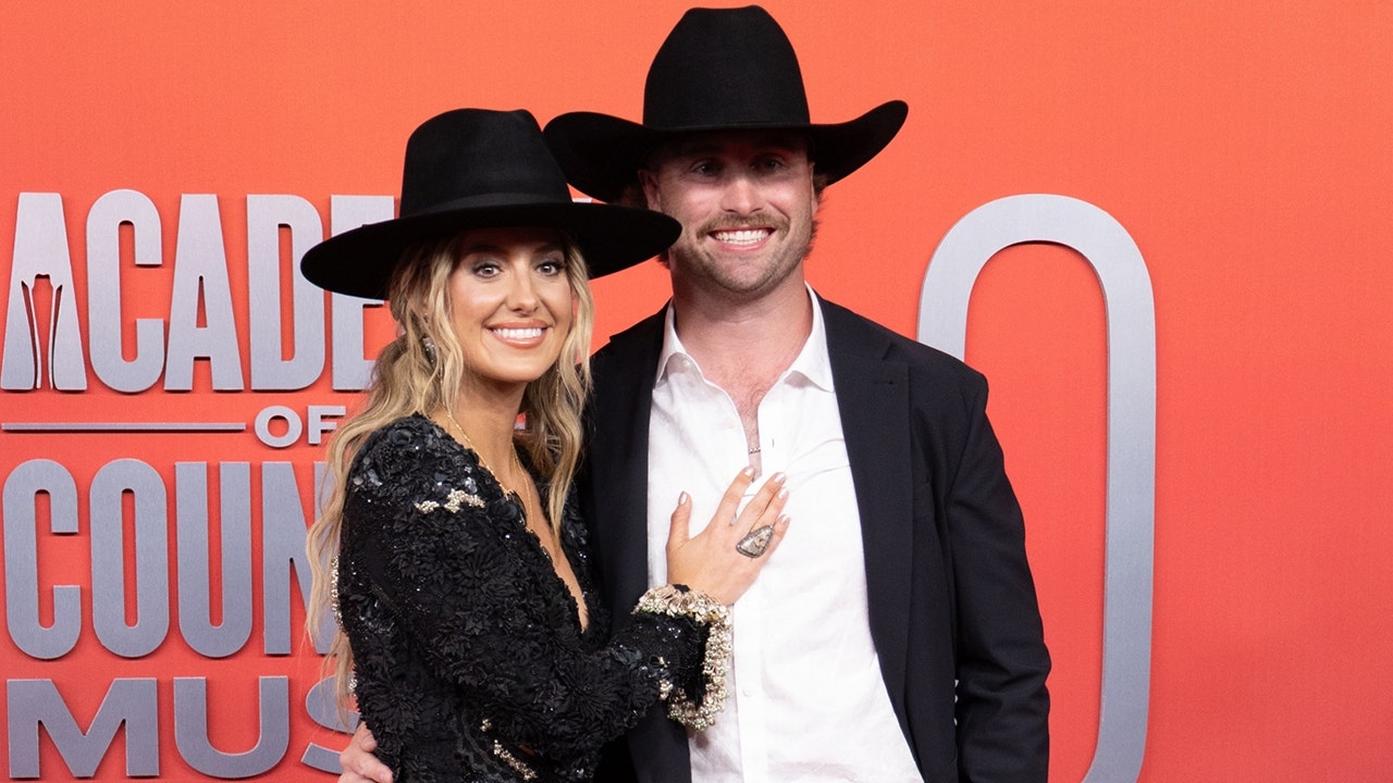 'Yellowstone' star Lainey Wilson 'completely shocked' by fiancé's proposal