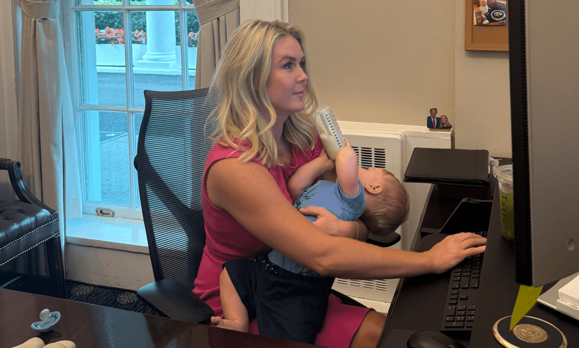Photo of White House press secretary Karoline Leavitt feeding baby while working goes viral