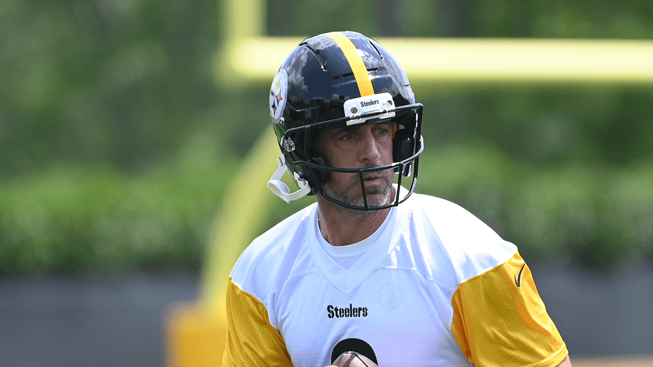 Aaron Rodgers already has major complaint with the Steelers, and it's not what you'd expect