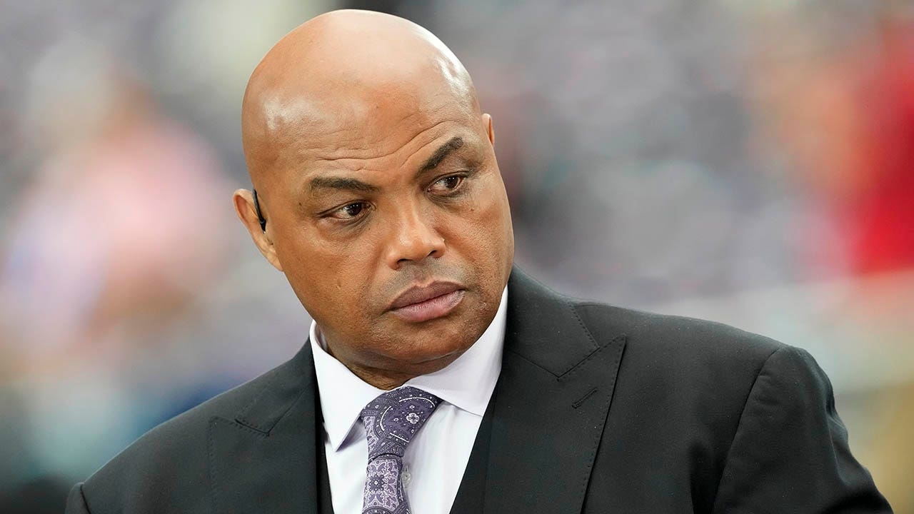 Charles Barkley slams Knicks amid team's search for next head coach