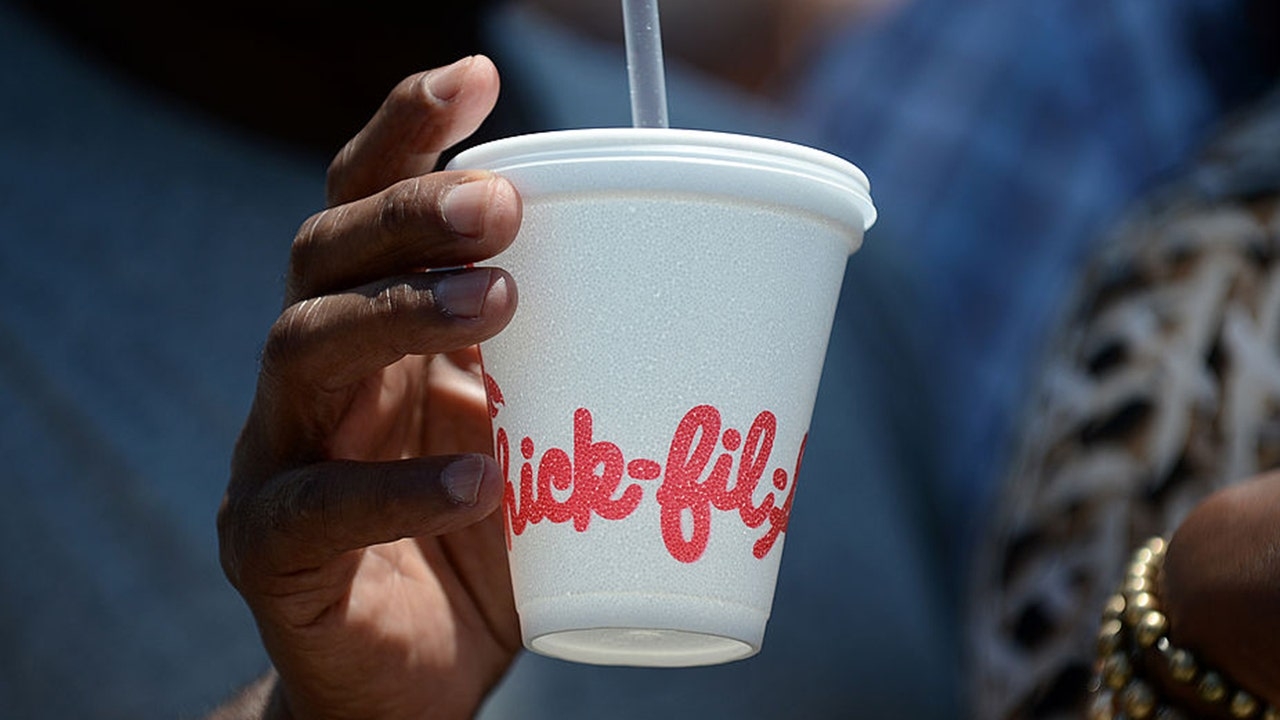 Chick-fil-A customers notice their drinks come in paper cups, sparking Styrofoam debate