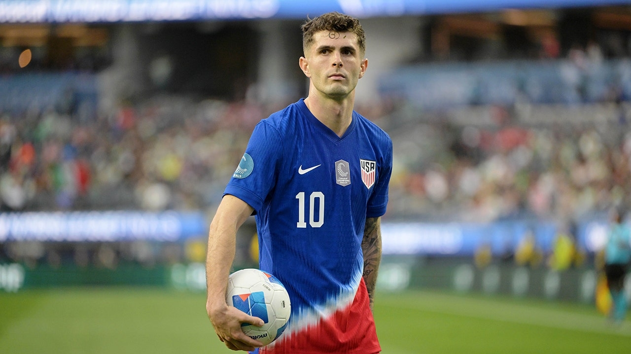 Christian Pulisic fires back at critics questioning his Team USA commitment: 'Way out of line'