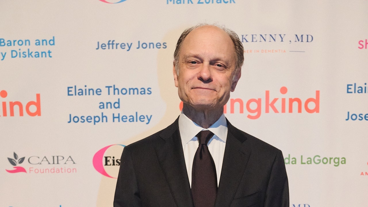'Frasier' star David Hyde Pierce honors Reagan's 'turning point' in Alzheimer's awareness