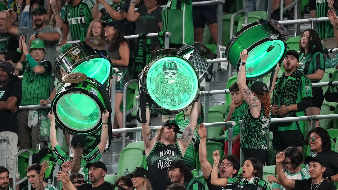 Soccer team band unfurls anti-ICE banners amid nationwide protests