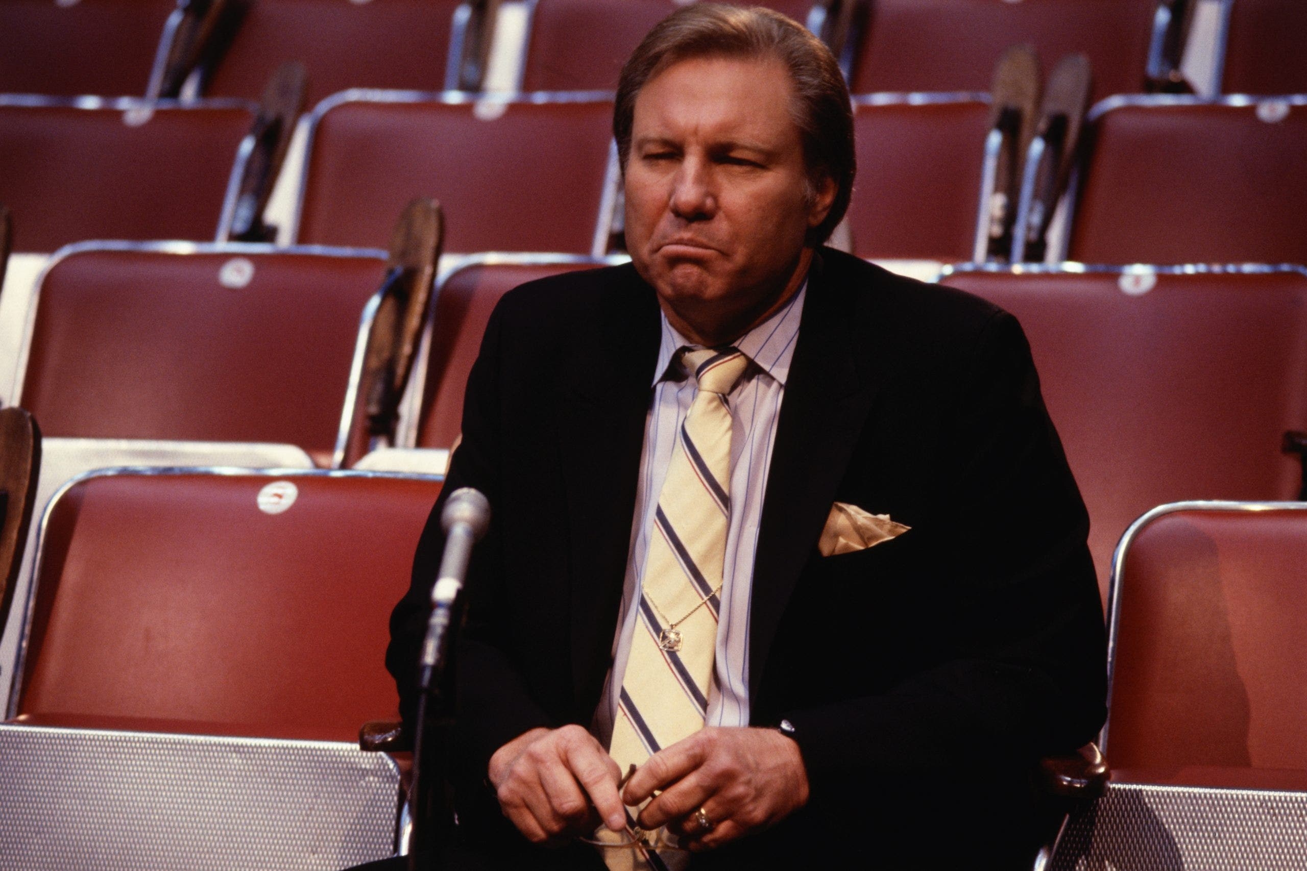 America's longest-running TV evangelist, Jimmy Swaggart, in critical condition after cardiac episode