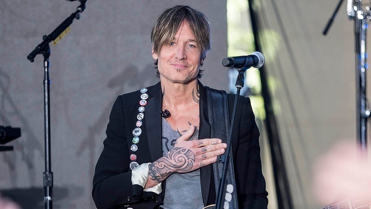 Keith Urban describes turning point that led him to sobriety after years of addiction