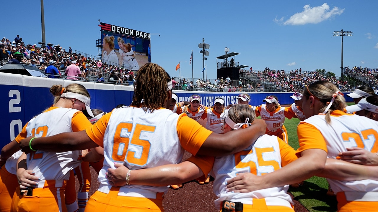 Tennessee softball escapes WCWS elimination game with win over UCLA despite controversial game-tying homer