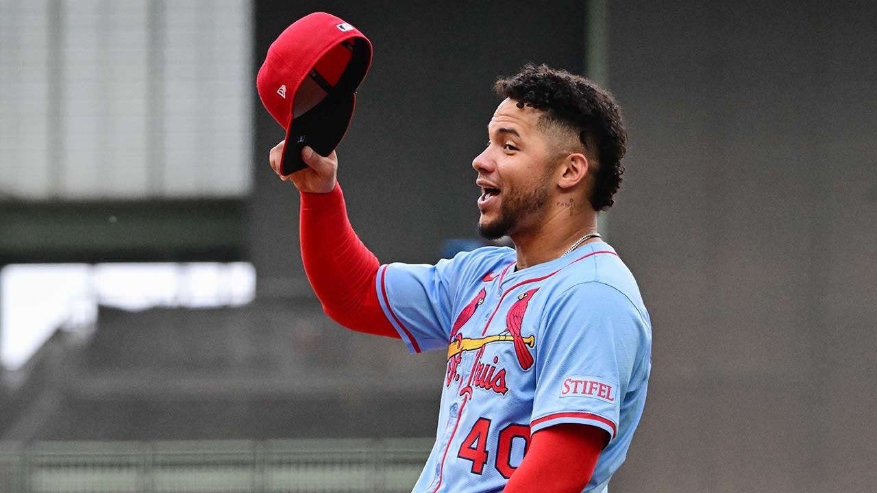 Cardinals' Willson Contreras rips Brewers player after heated incident over first-base collision