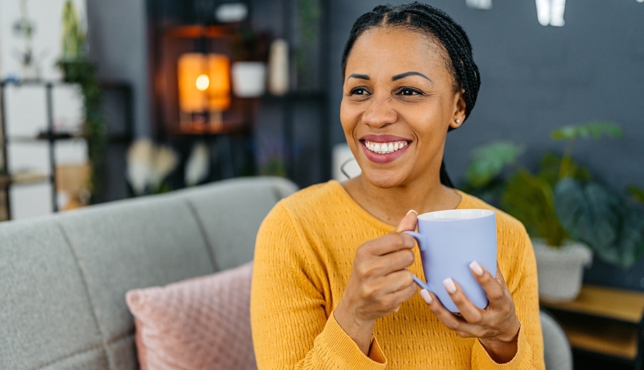 Daily coffee drinking linked to major health benefit in women as they age, study finds