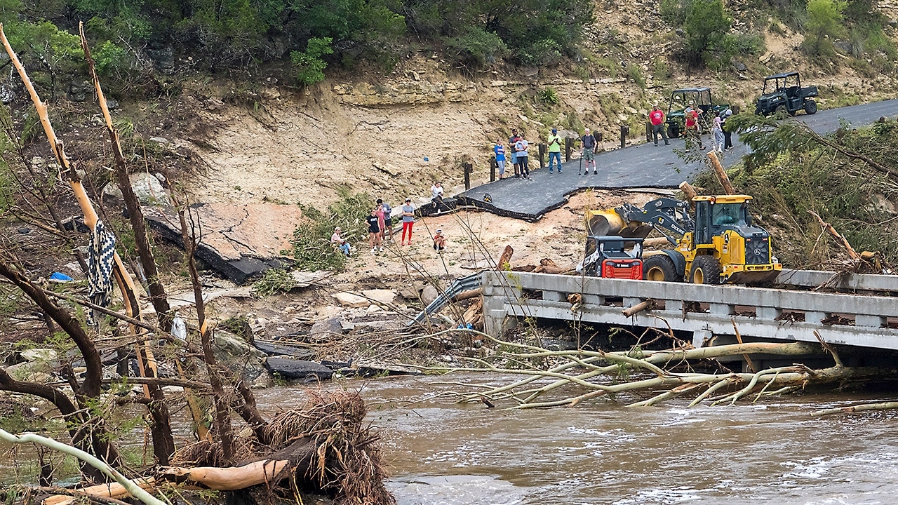 SENATOR PETER WELCH: I'm a Democrat and we need to fix FEMA with local control