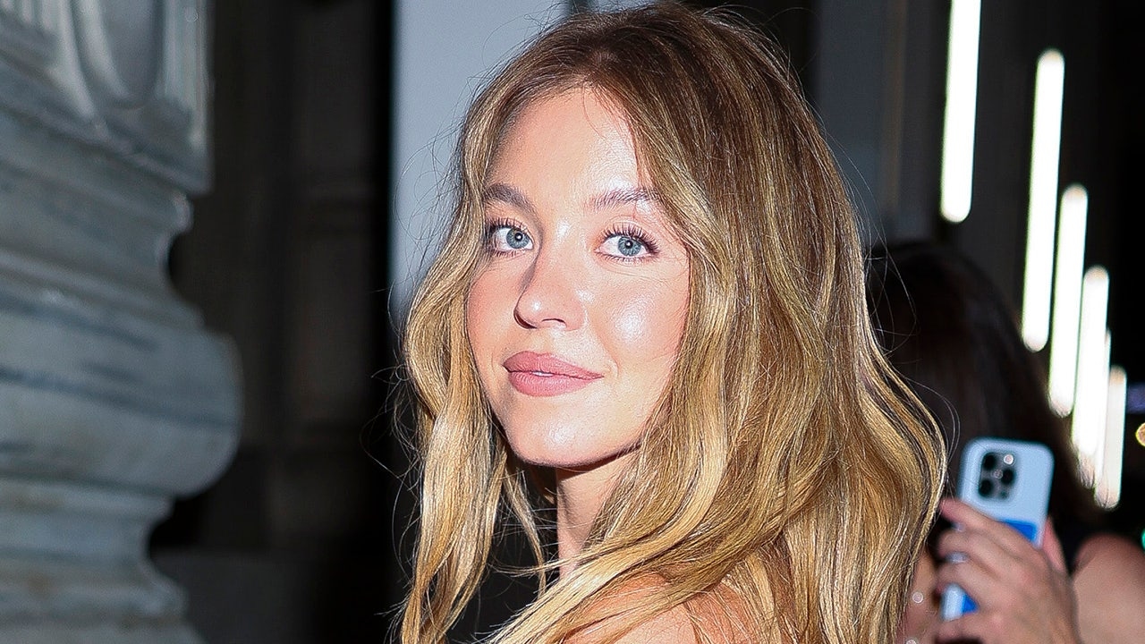 Sydney Sweeney stays quiet on American Eagle campaign, unapologetic about bathwater soap