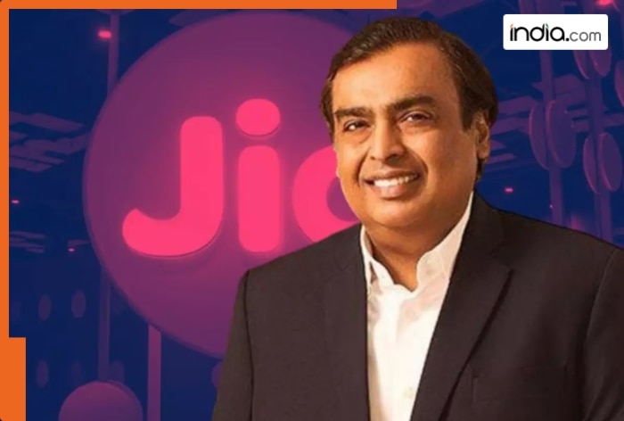 Mukesh Ambani plans to launch Reliance Jio IPO? Here's what company's head of strategy says