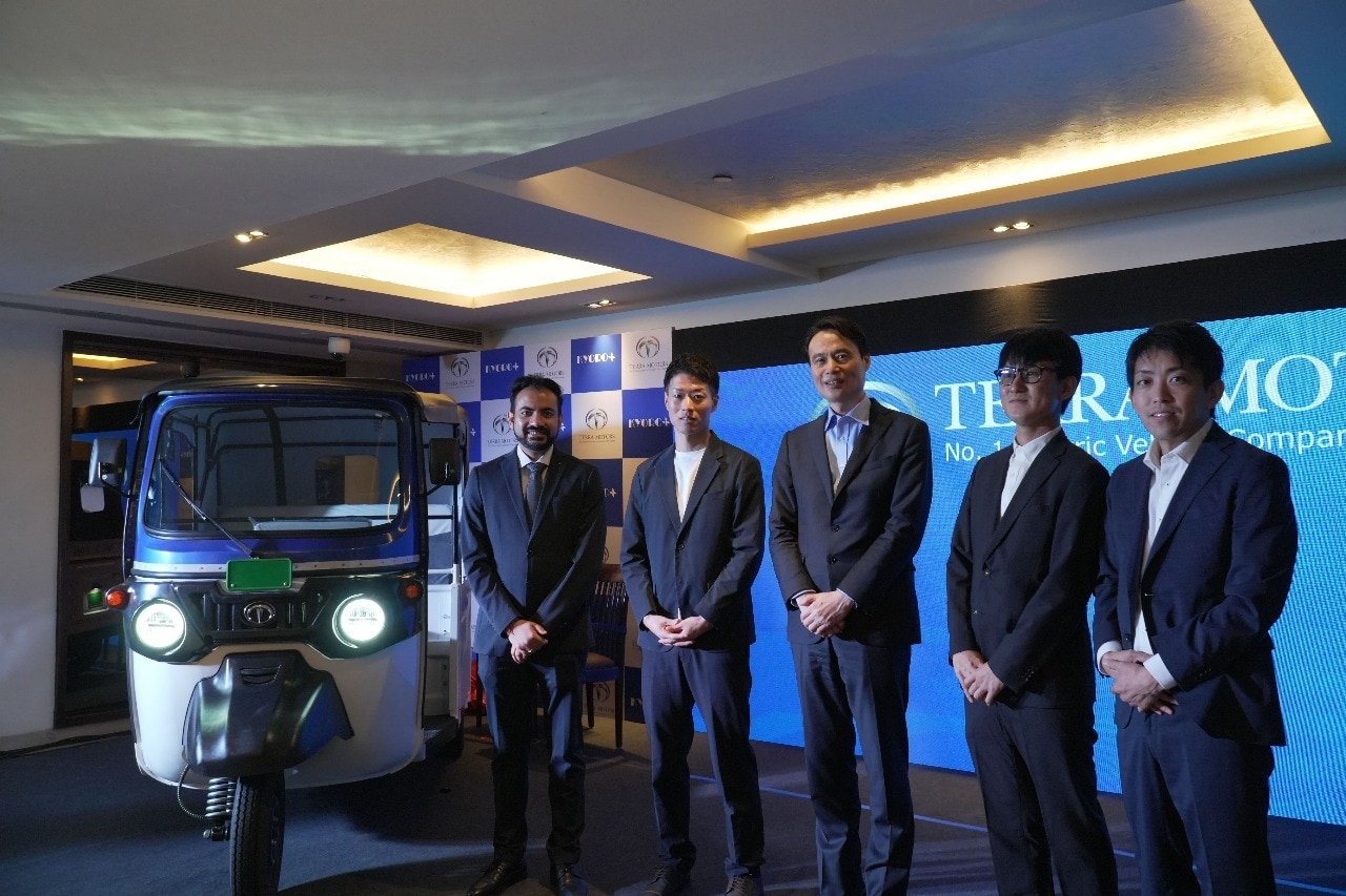 Terra Motors Unveils KYORO+ E-Auto in India, Targets 5,000 Units/Month and 100 Dealerships by 2025