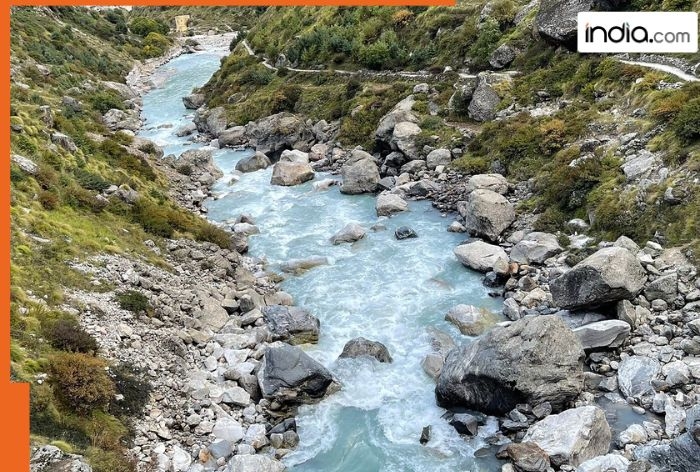 Neither Ganga nor Yamuna or Indus, this is India's oldest river, it is still flowing...., the name is...