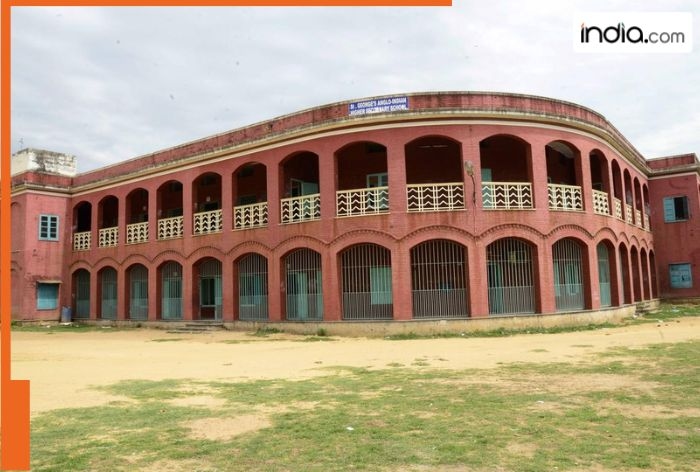 Oldest school in India where Indians were once denied admission, it is located at..., name is...