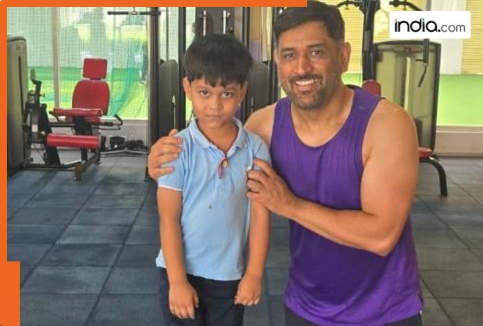 WATCH: Dhoni in viral video with son of star cricketer who played for Nita Ambani's MI