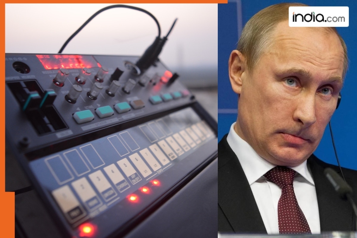 This Russian radio sends completely secure TOP SECRET messages, can't be hacked, even Europe, NATO and US..., it is...