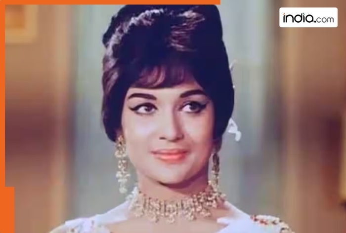 This film was rejected by Asha Parekh, later became huge blockbuster, ran in theatres for 75 weeks, movie is..., lead actress is...