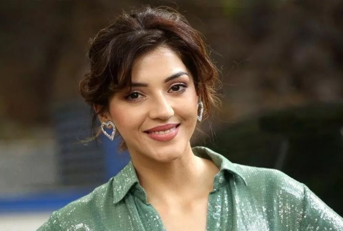 Meet actress who got engaged to ex-CM son, broke off engagement in 4 months, is now wife of a famous producer, her name is..., husband is…