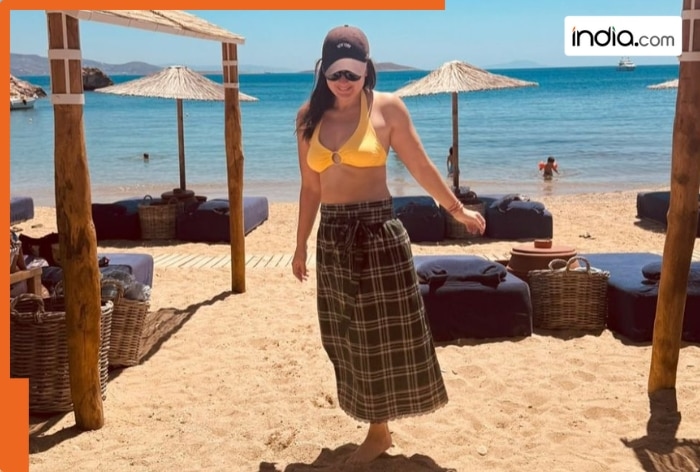 Kareena Kapoor Khan pairs lungi with yellow bikini during her beach vacation, grooves to lungi dance- See pics