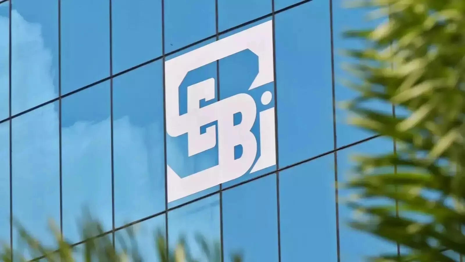 பங்குச் சந்தையில் டிரேடிங் செய்பவர்கள் கவனத்திற்கு.. NSE, BSE இல் வெவ்வேறு எக்ஸ்பைரி நாள் அறிவித்த செபி!