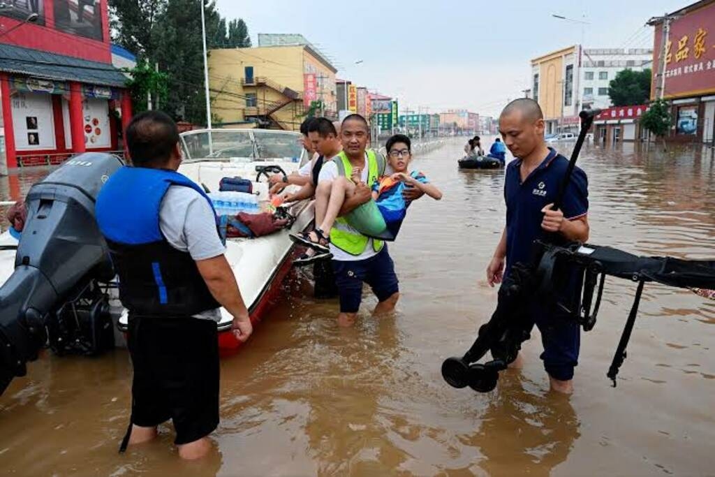 عواصف في الصين تتسبب في إجلاء 19 ألف شخص